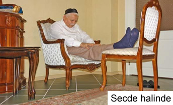 sandalyede_namaz_9